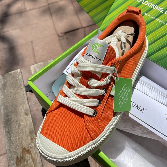 COPY - Cariuma OCA Low Canvas Orange Exuberance - Picture 2 of 5